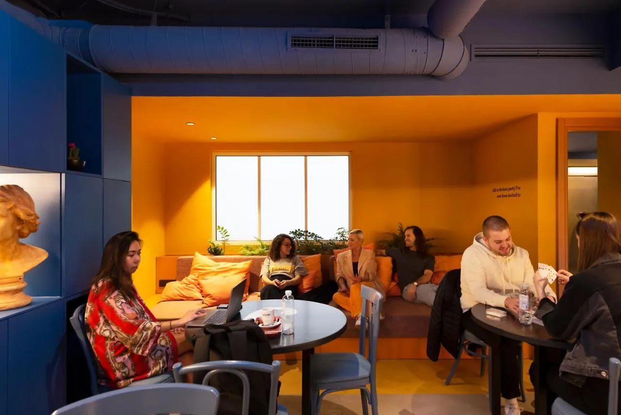 Coeo Pod Hostel Beatas Malaga