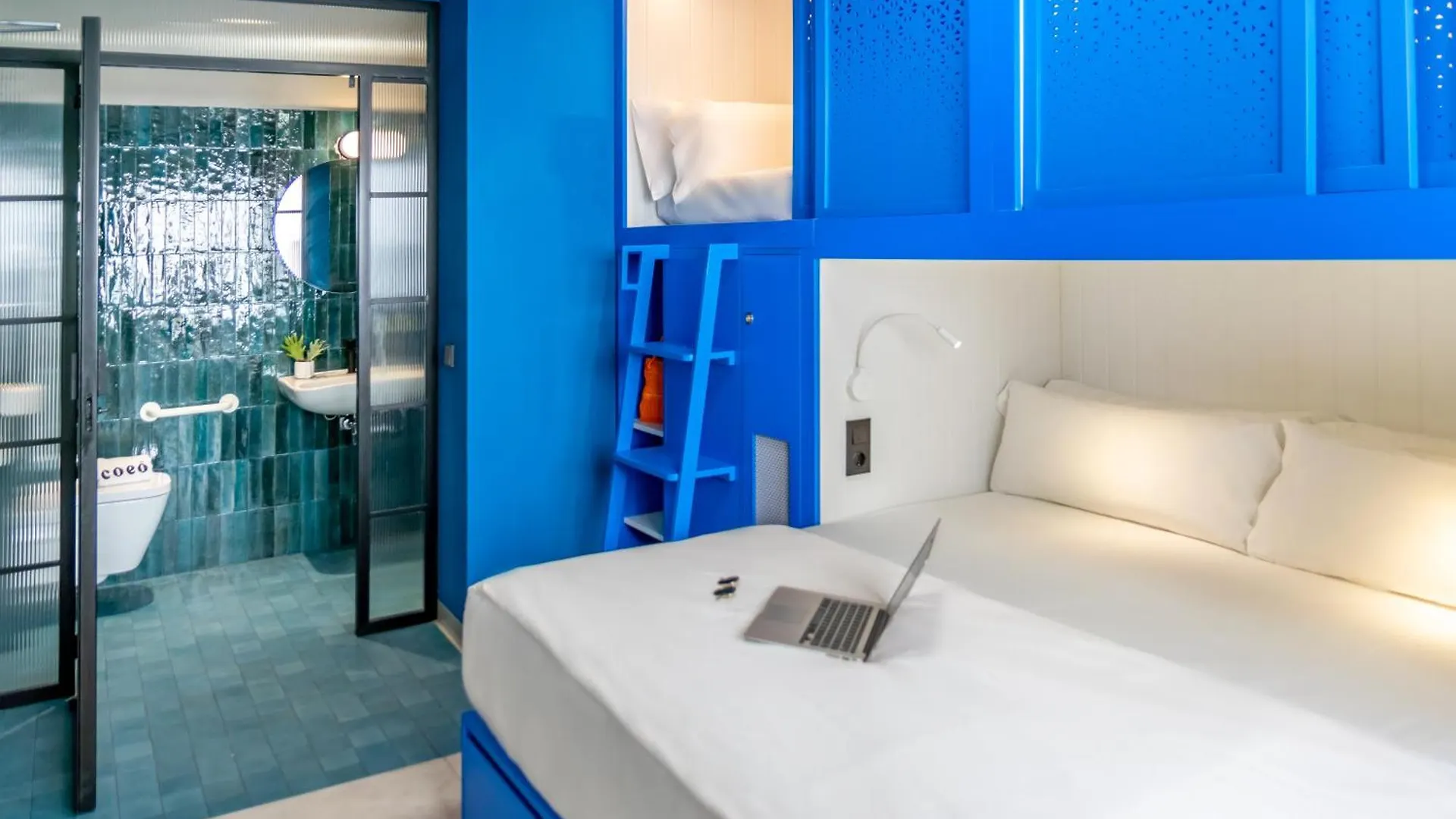 Coeo Pod Hostel Beatas Malaga