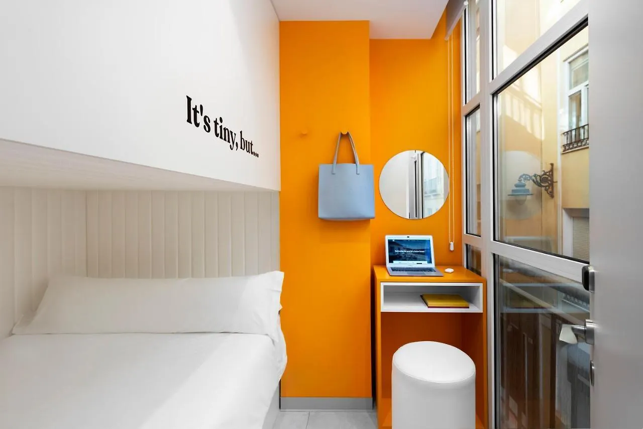Coeo Pod Hostel Beatas Malaga 0*,