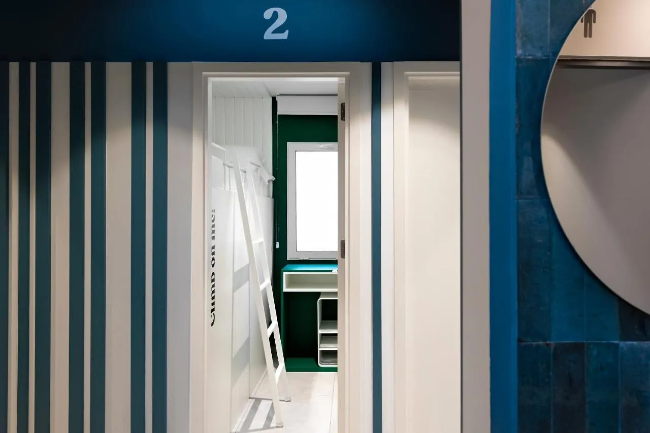 Coeo Pod Hostel Beatas Malaga