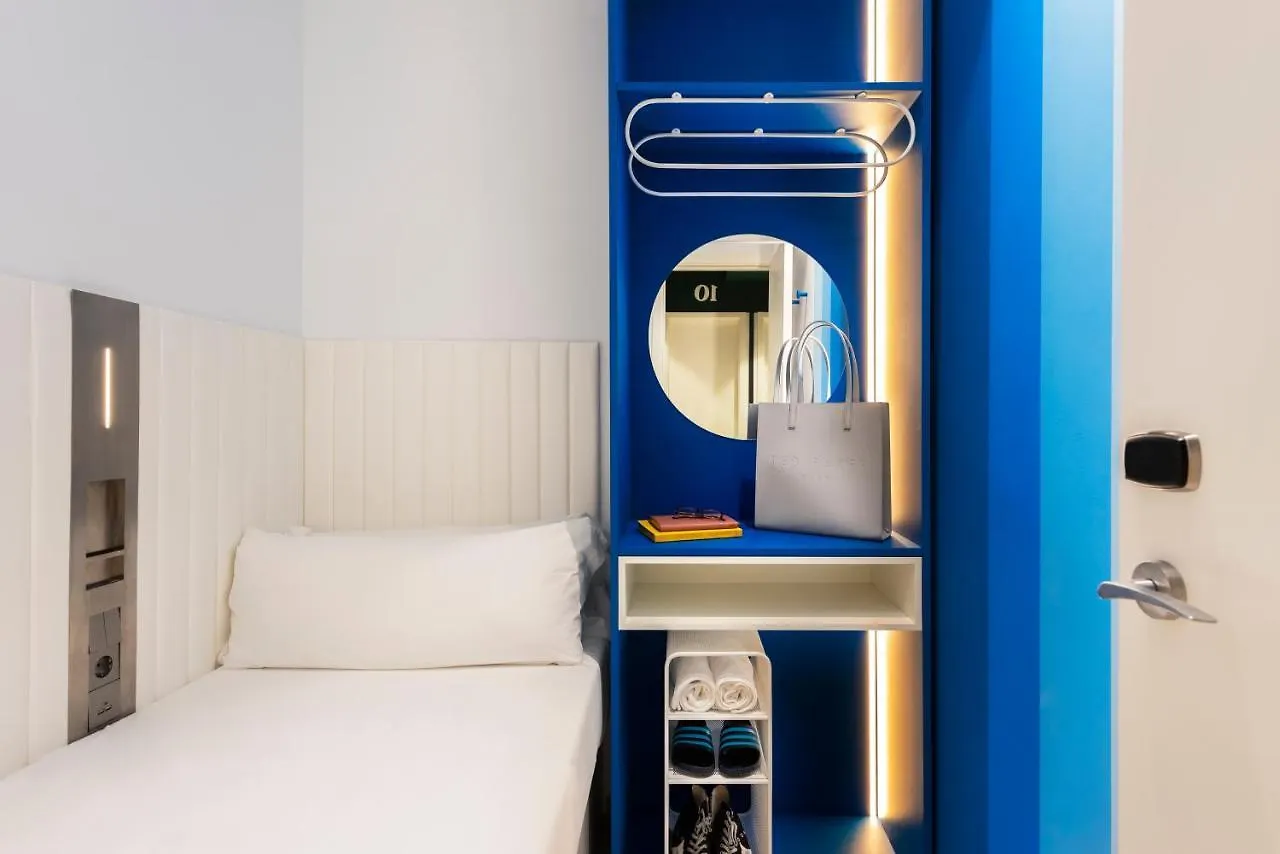 Coeo Pod Hostel Beatas Malaga 0*,